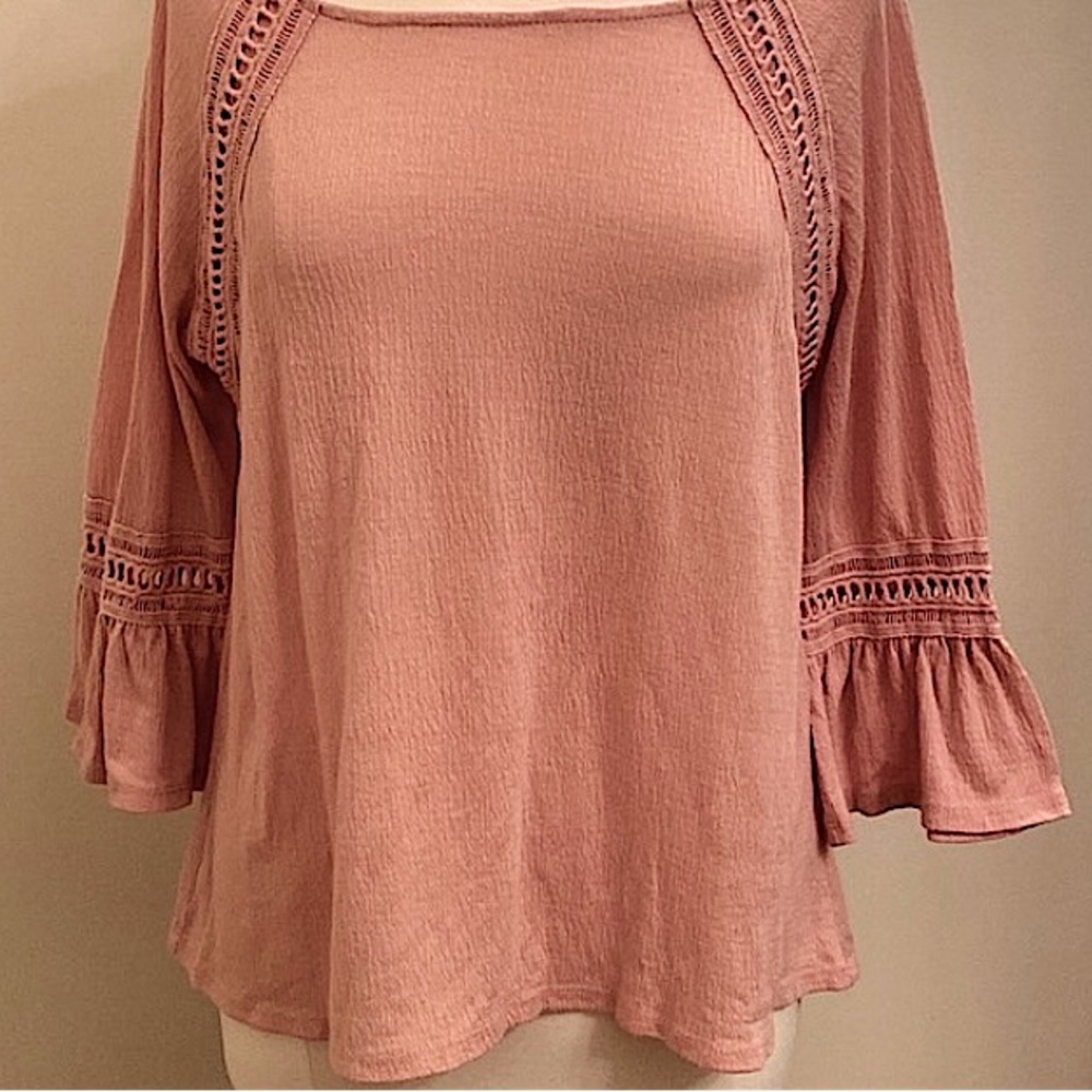 Massini Pink Crochet Trim 3/4 Bell Sleeves Casual Top Size M - Picture 4 of 9